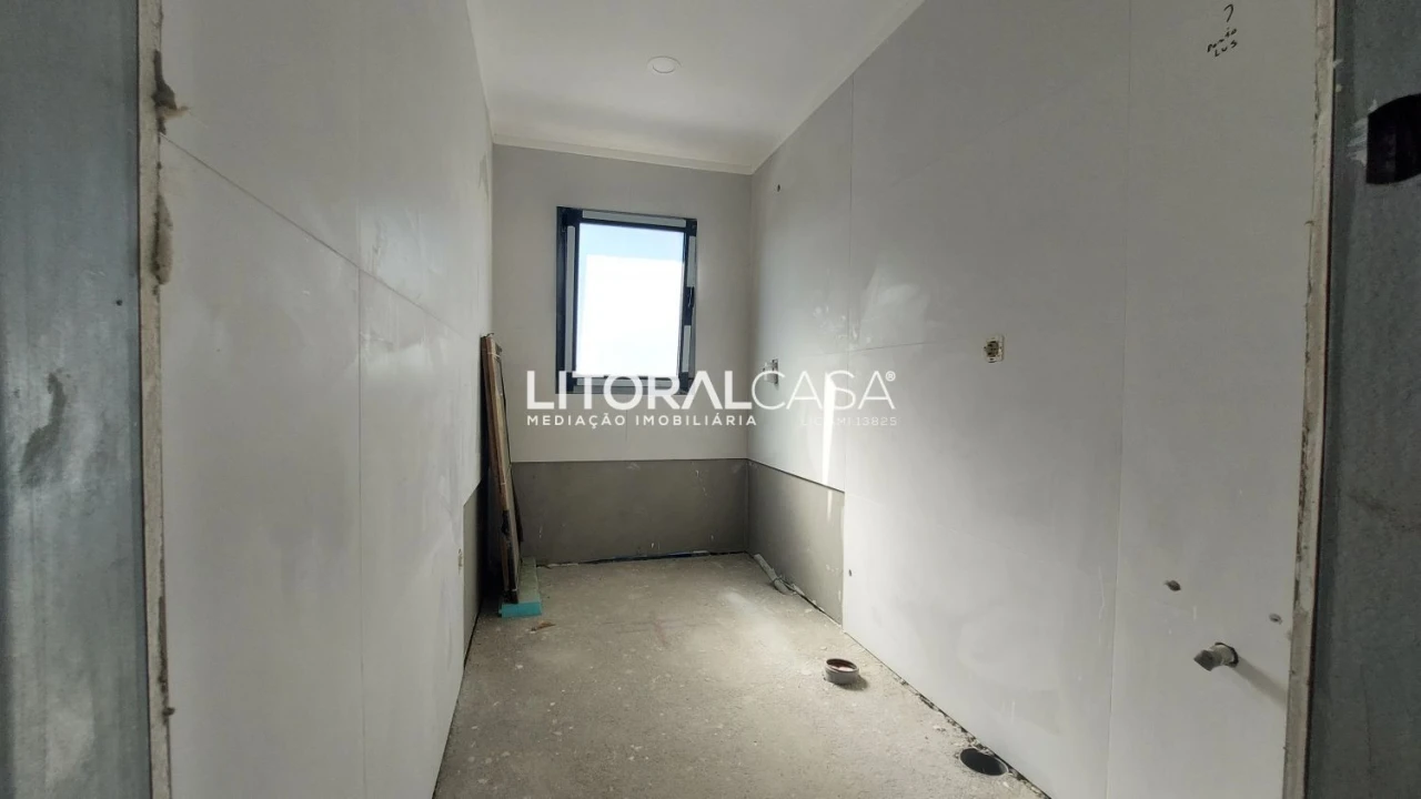 Moradia T3 para Venda em Amoreira da Gândara, Paredes do Bairro e Ancas Foto 13