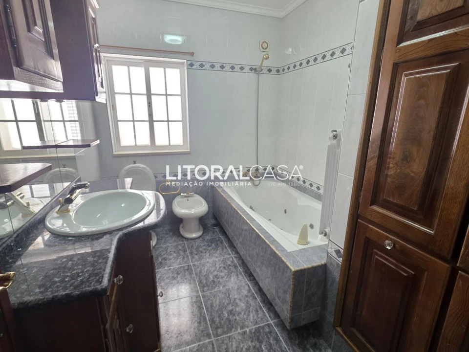 Moradia T4 para Venda em Águeda e Borralha Foto 34