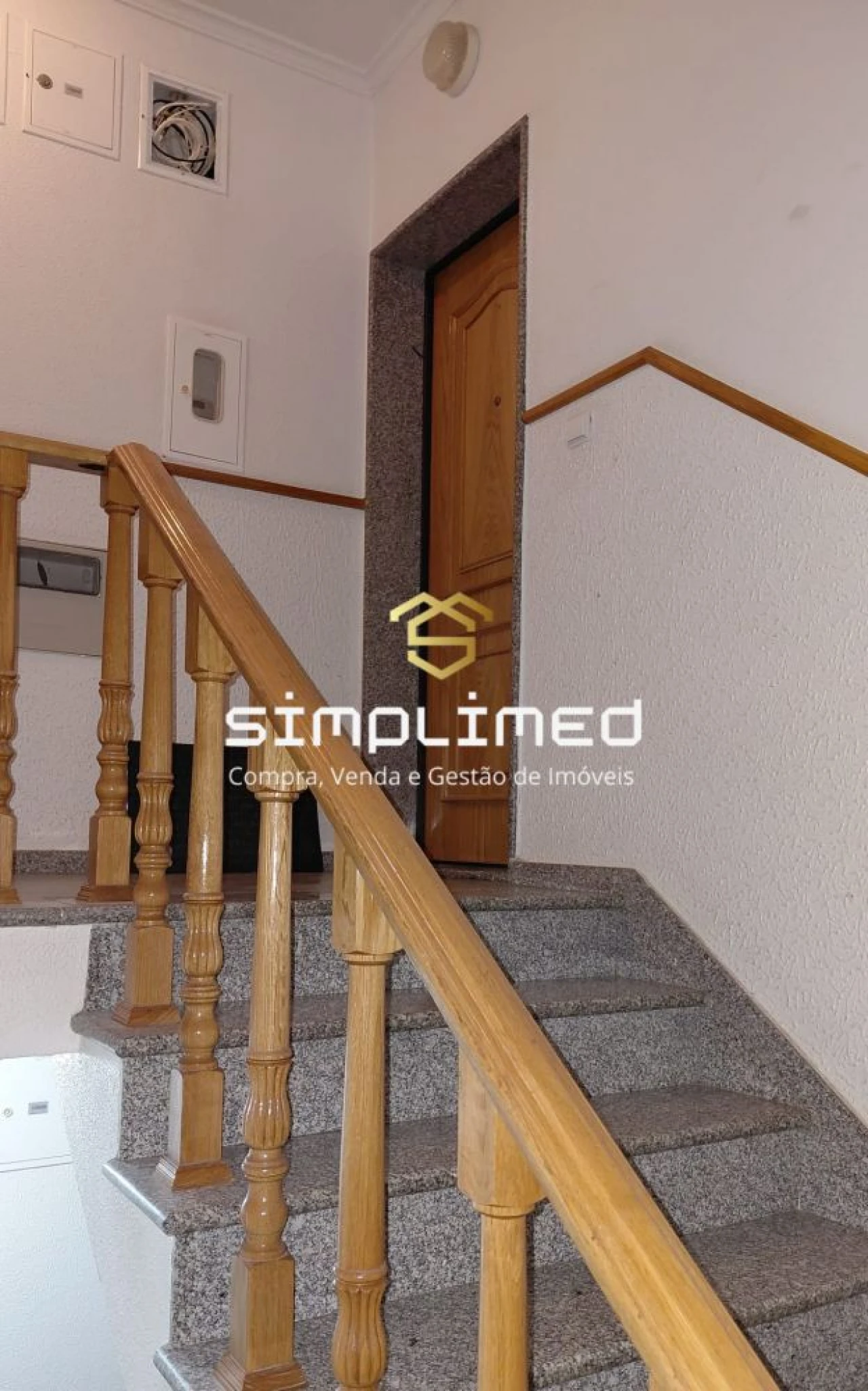 Apartamento T2 para Venda em Quinta do Conde Foto 21