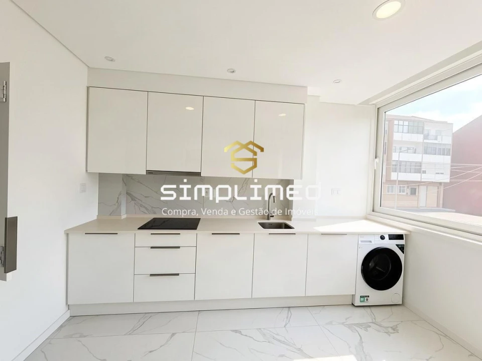Apartamento T2 para Venda em Alto do Seixalinho, Santo André e Verderena Foto 3