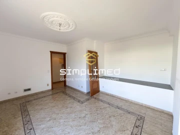 Apartamento T2 para Venda em Mina de Água