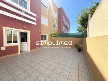 Apartamento T2 para Venda em Mina de Água