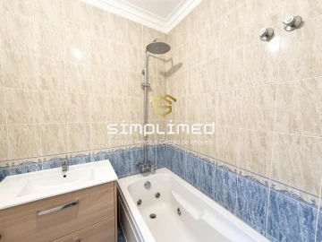 Apartamento T2 para Venda em Mina de Água
