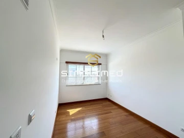Apartamento T2 para Venda em Mina de Água