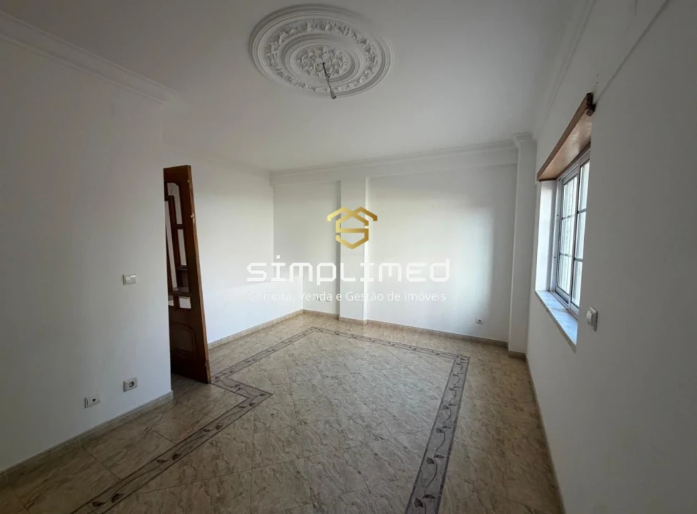 Apartamento T2 para Venda em Mina de Água Foto 10
