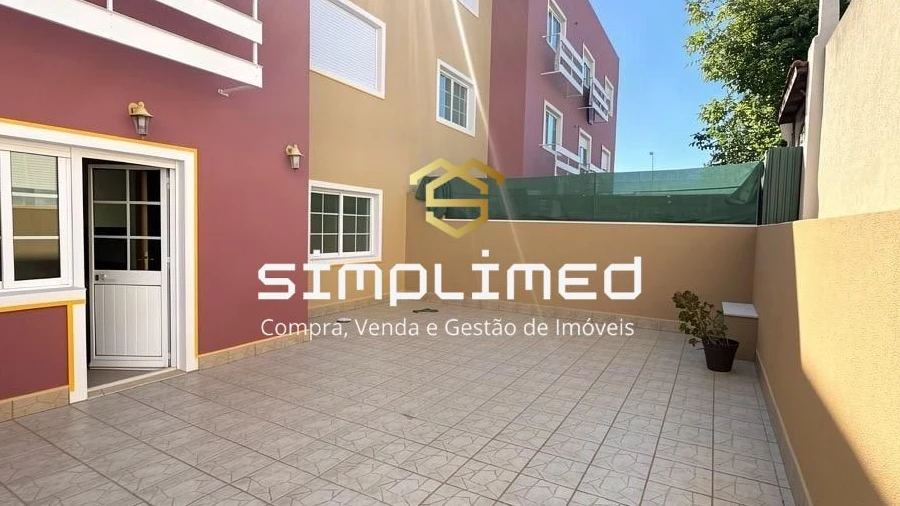 Apartamento T2 para Venda em Mina de Água