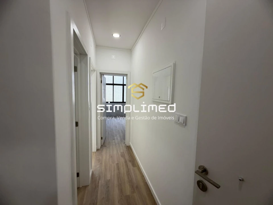 Apartamento T2 para Venda em Barreiro e Lavradio Foto 13