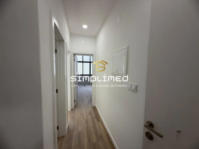 Apartamento T2 para Venda em Barreiro e Lavradio Foto 16
