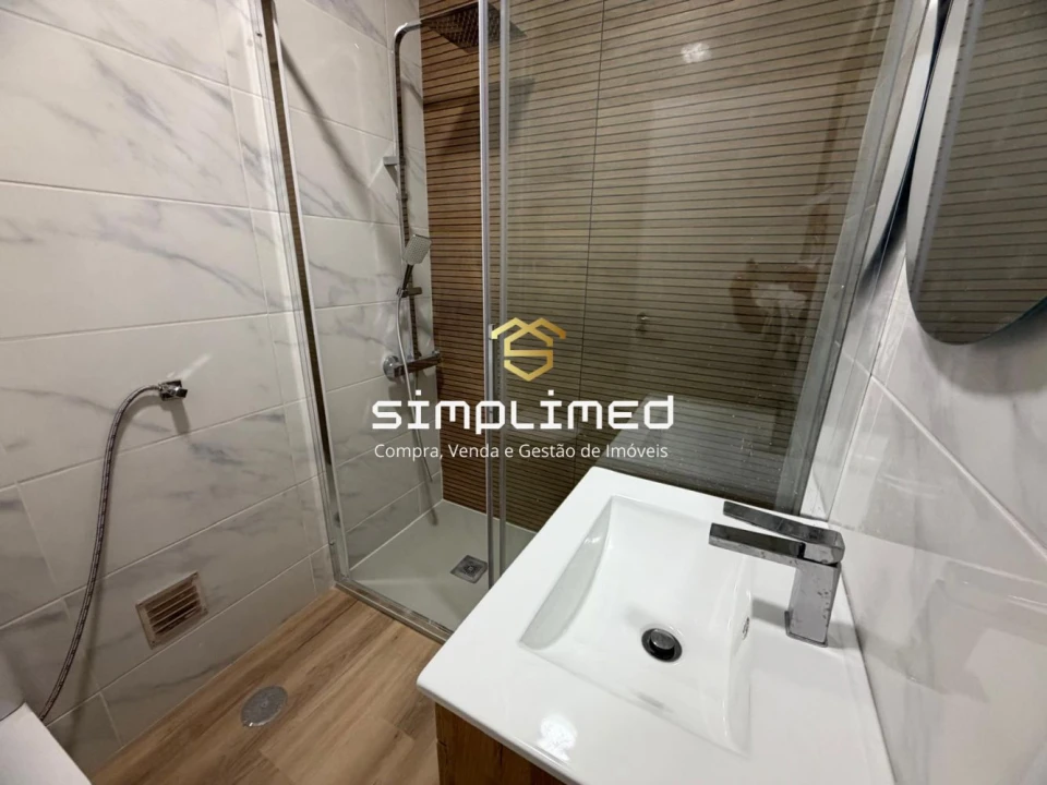 Apartamento T2 para Venda em Barreiro e Lavradio Foto 20