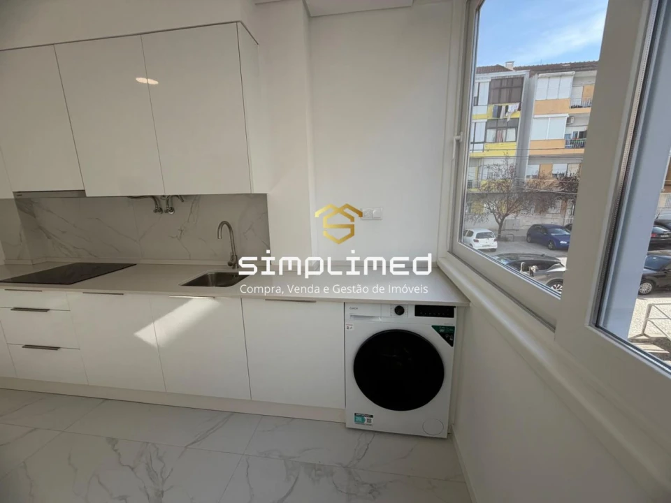 Apartamento T2 para Venda em Alto do Seixalinho, Santo André e Verderena Foto 3