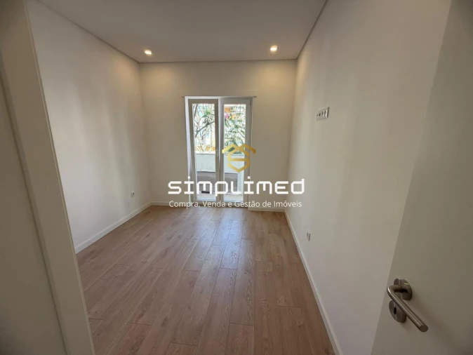 Apartamento T2 para Venda em Alto do Seixalinho, Santo André e Verderena Foto 15