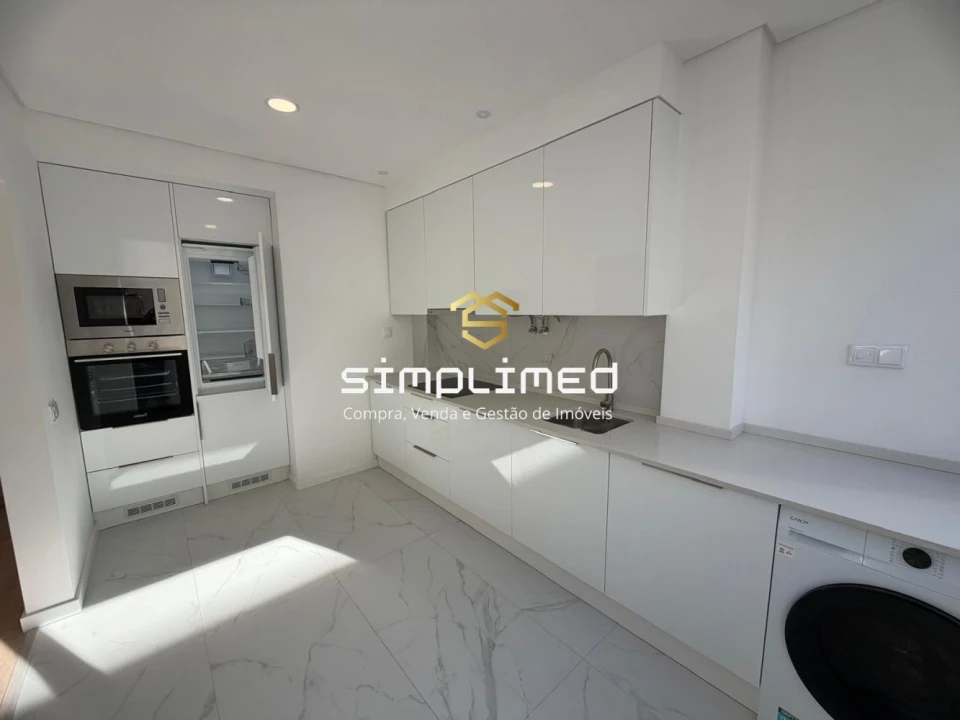 Apartamento T2 para Venda em Alto do Seixalinho, Santo André e Verderena Foto 1