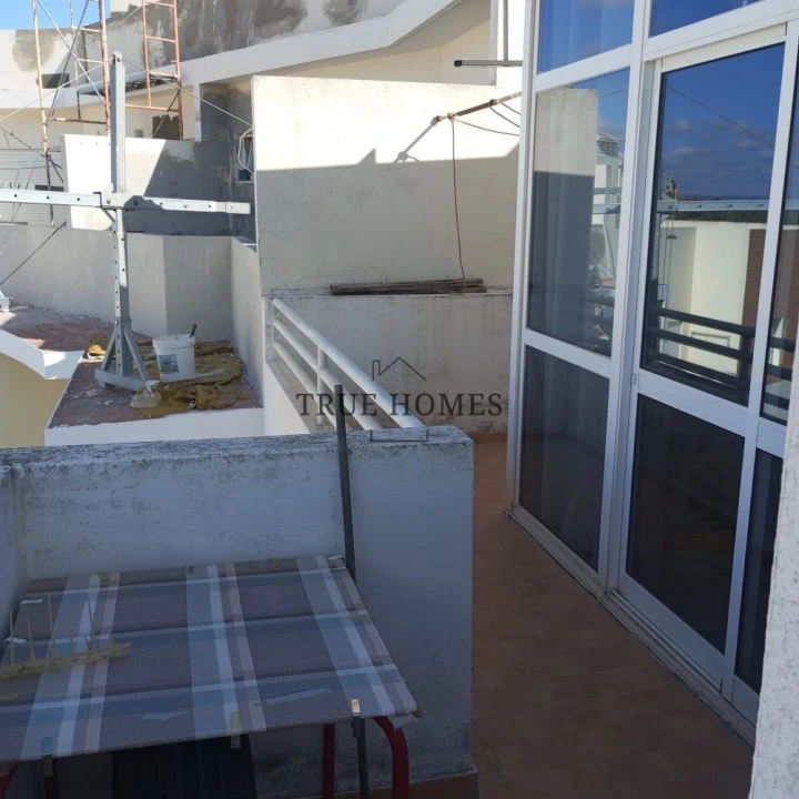 Apartamento T1 para Venda em Portimão Foto 7