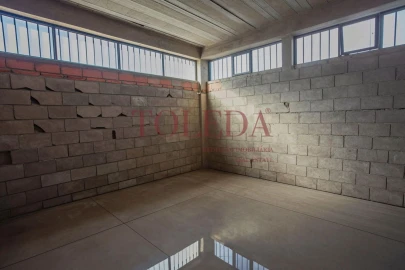 Loja para Venda em Santa Cruz/Trindade e Sanjurge