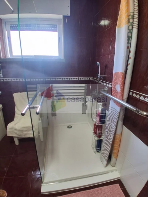 Moradia T4 para Venda em Ponte de Sor, Tramaga e Vale de Açor
