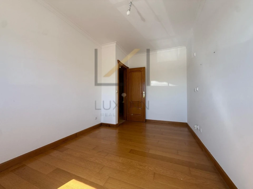 Apartamento T2 para Venda em Mina de Água Foto 14