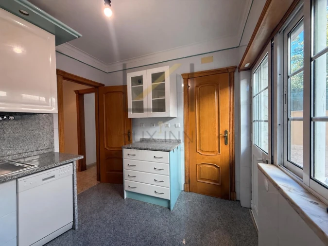 Apartamento T2 para Venda em Mina de Água Foto 2