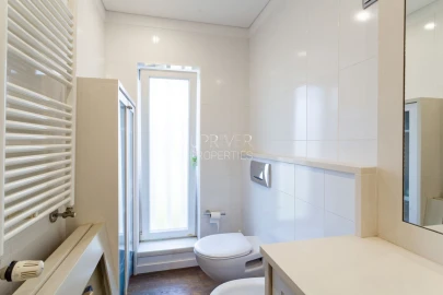 Moradia T6 para Venda em Oeiras e São Julião da Barra, Paço de Arcos e Caxias