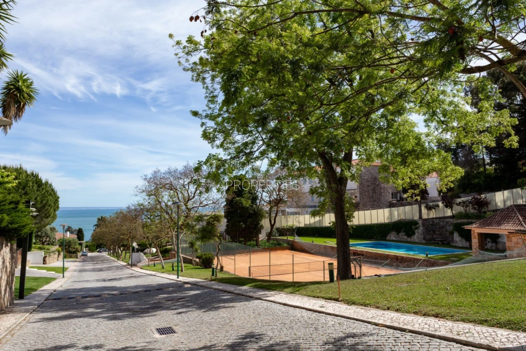 Moradia T6 para Venda em Oeiras e São Julião da Barra, Paço de Arcos e Caxias Foto 4