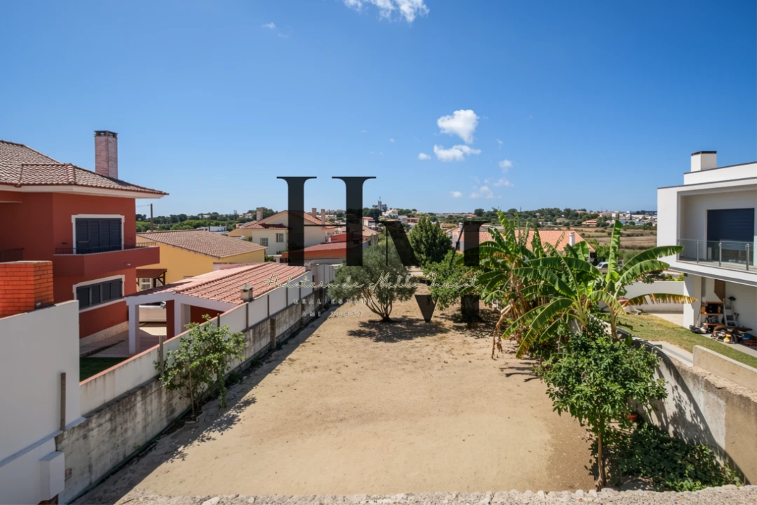 Moradia T4 para Venda em Alcabideche Foto 43