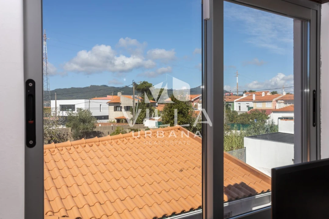 Moradia T3 para Venda em Alcabideche Foto 46