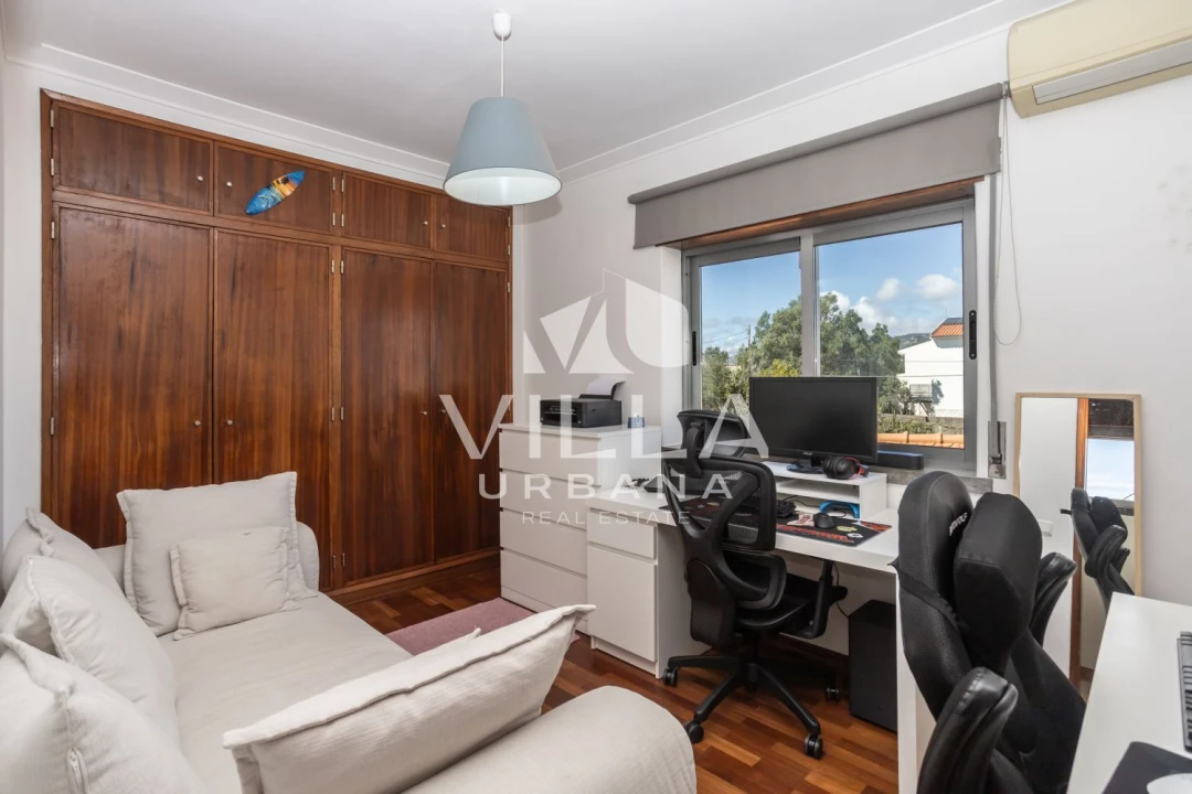 Moradia T3 para Venda em Alcabideche Foto 44