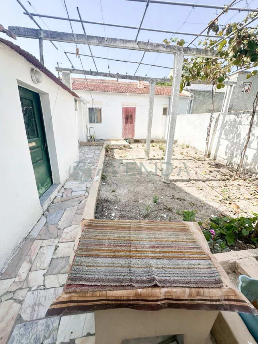 Moradia T2 para Venda em Baixa da Banheira e Vale da Amoreira Foto 11
