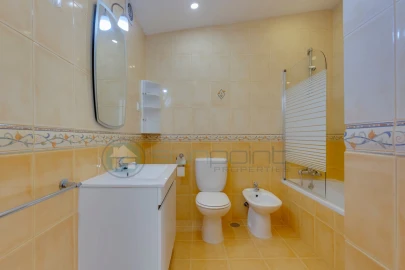 Moradia T4 para Venda em Luz