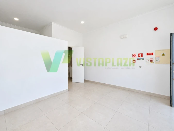 Loja para Venda em Portimão Foto 12