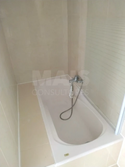 Apartamento T1 para Arrendamento em Algés, Linda-A-Velha e Cruz Quebrada-Dafundo