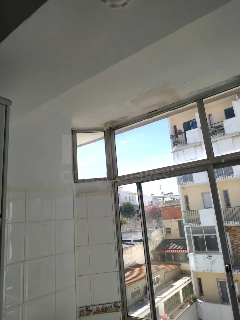 Apartamento T1 para Arrendamento em Algés, Linda-A-Velha e Cruz Quebrada-Dafundo