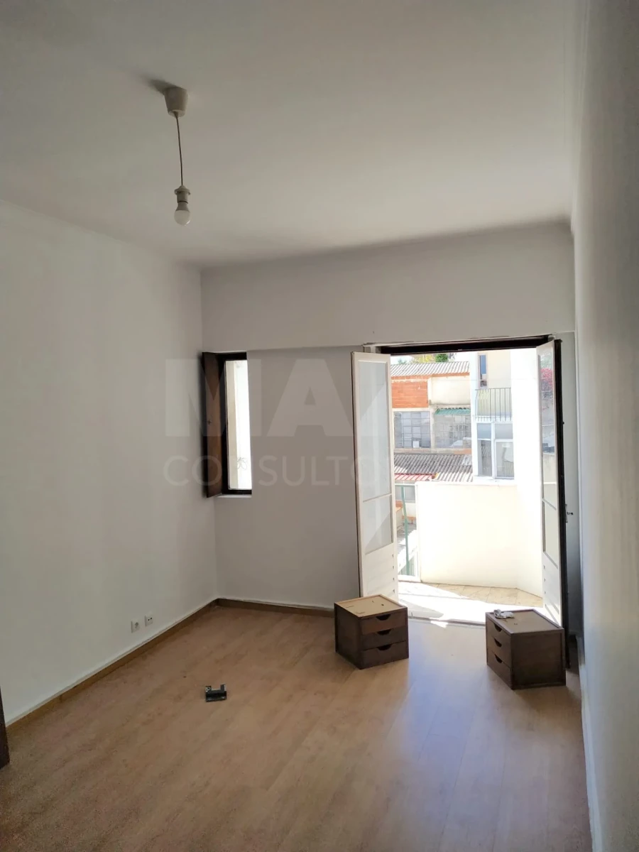 Apartamento T1 para Arrendamento em Algés, Linda-A-Velha e Cruz Quebrada-Dafundo Foto 8