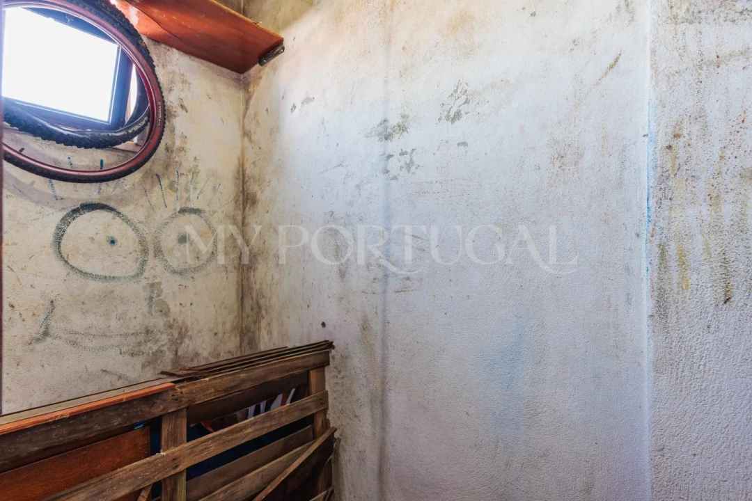 Apartamento T2 para Venda em Rio de Mouro Foto 28