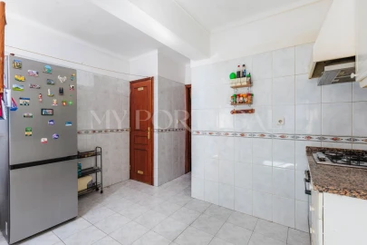 Apartamento T2 para Venda em Rio de Mouro