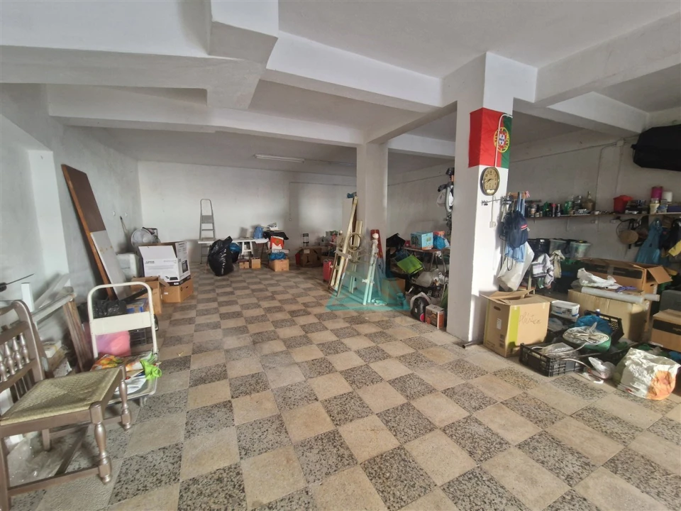 Armazém para Venda em Amora Foto 3