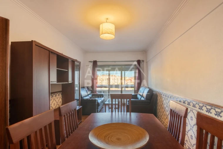 Apartamento T2 para Venda em Massamá e Monte Abraão Foto 3