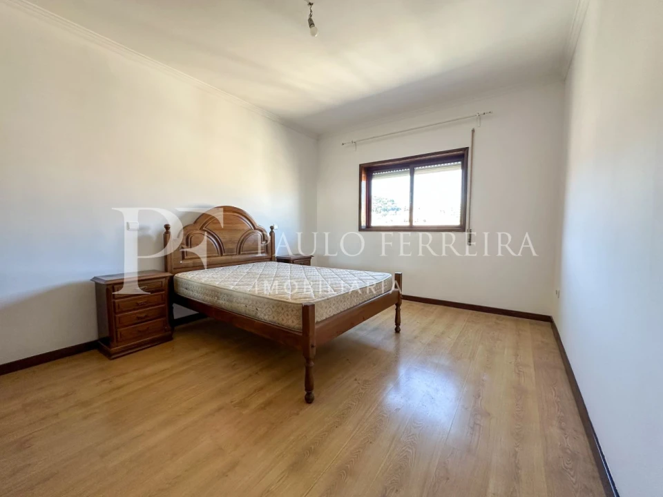 Apartamento T1 para Arrendamento em Vila Nova de Famalicão e Calendário Foto 9