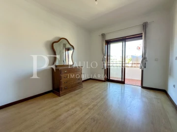 Apartamento T1 para Arrendamento em Vila Nova de Famalicão e Calendário