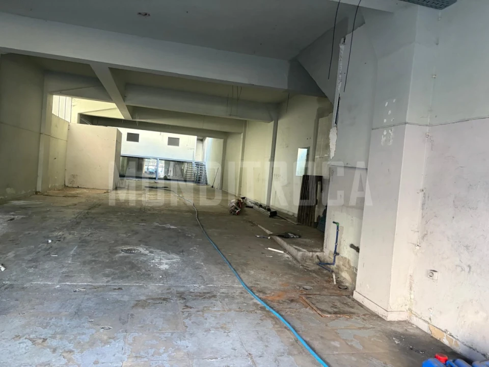 Loja para Venda em Braga (São José de São Lázaro e São João do Souto) Foto 6