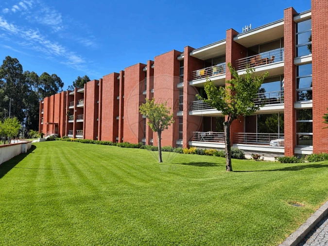 Apartamento T2 para Venda em Milheiros Foto 7
