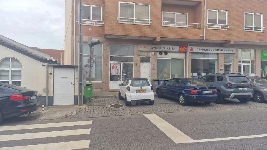 Loja para Venda em Arcozelo Foto 3