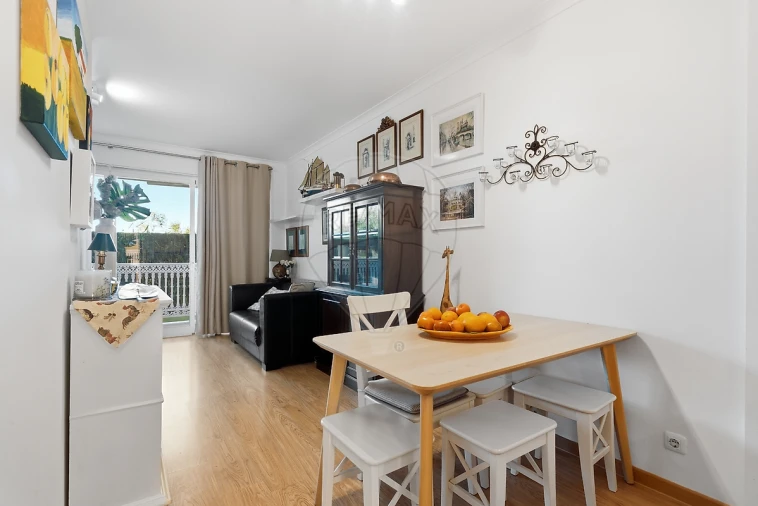 Apartamento T1 para Arrendamento em Silveira Foto 8