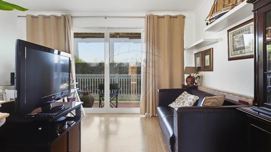 Apartamento T1 para Arrendamento em Silveira
