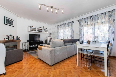 Apartamento T3 para Venda em Alverca do Ribatejo e Sobralinho