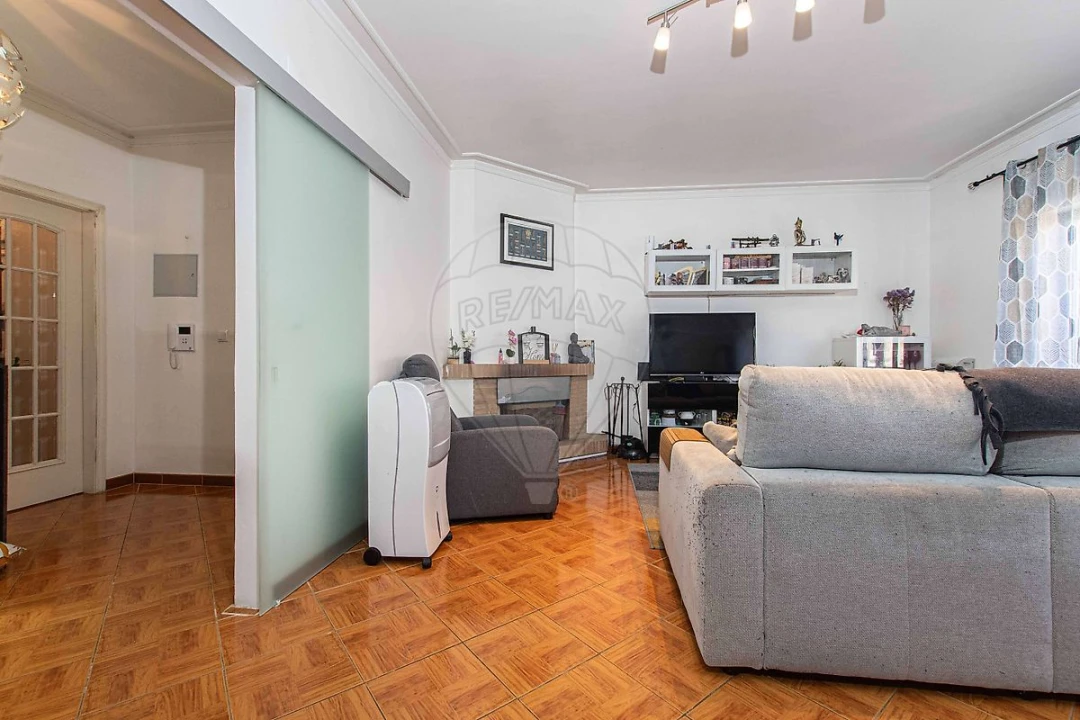 Apartamento T3 para Venda em Alverca do Ribatejo e Sobralinho Foto 19