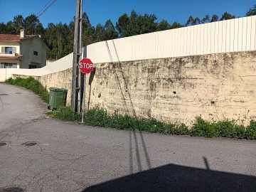 Terreno para Venda em Vila de Cucujães