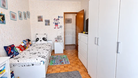 Apartamento T3 para Venda em Carregado e Cadafais