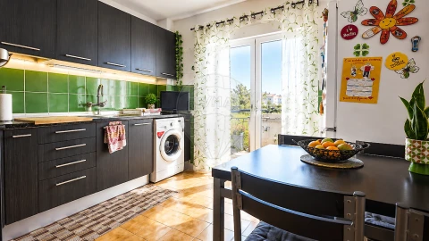 Apartamento T3 para Venda em Carregado e Cadafais