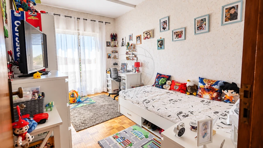 Apartamento T3 para Venda em Carregado e Cadafais Foto 14