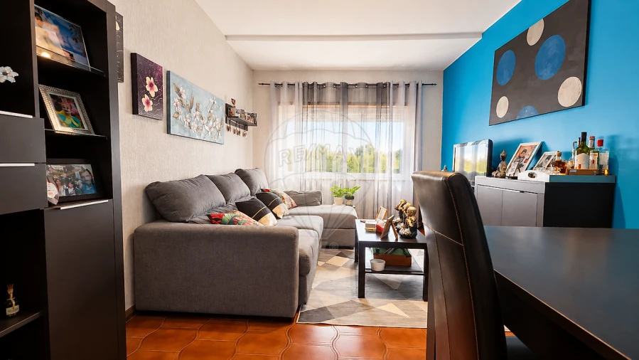 Apartamento T3 para Venda em Carregado e Cadafais Foto 3